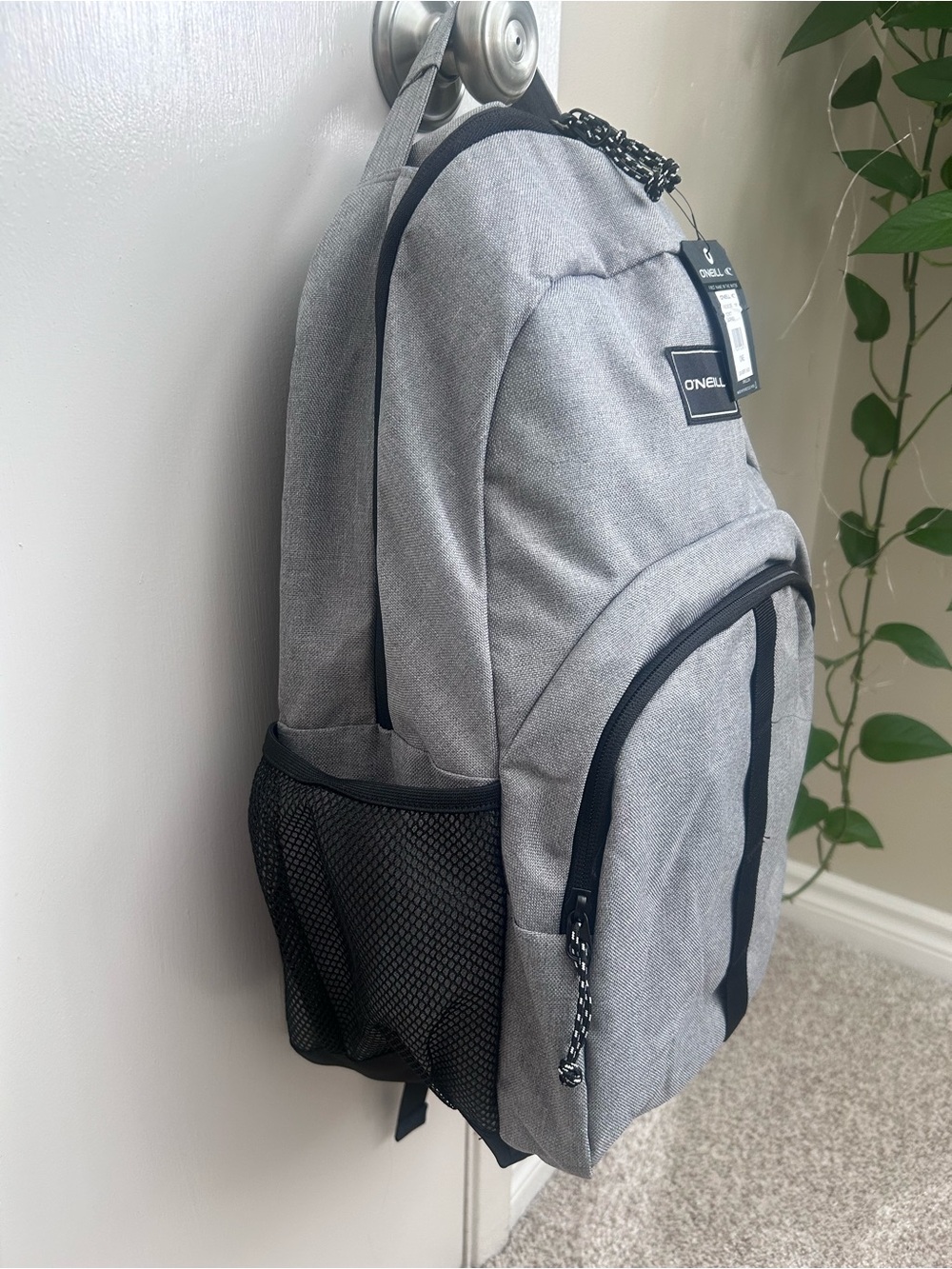 O'Neill Backpack - Picture 2 of 10